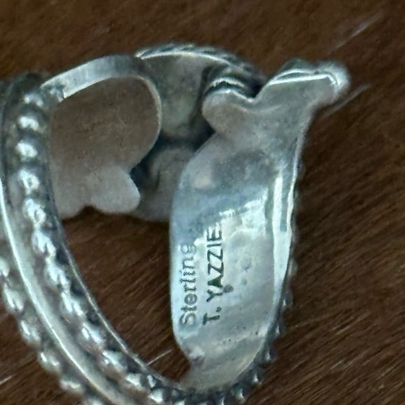Turquoise T. Yazzie native sterling silver ring - Picture 3 of 11